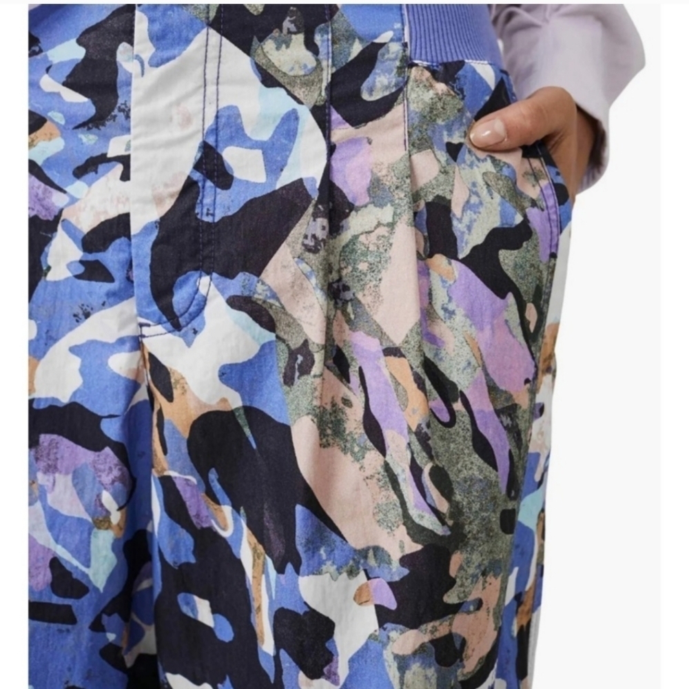 FP Movement by Free People Mesmerize Me Cargo Pants in Violet Splendor Camo - Picture 4 of 12